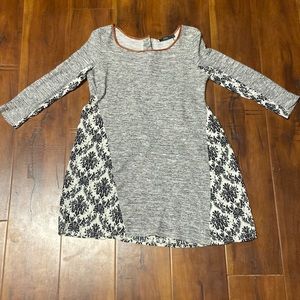 Black and white pattern dress